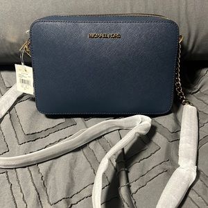 Brand New Michael Kors Jet Set Crossbody (navy)
